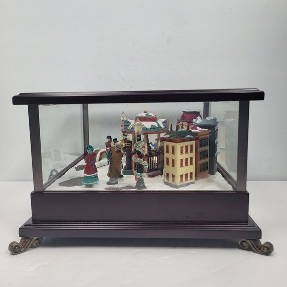 Mr. Christmas Animated Music Box With Rotating Skaters ART 745675 - Picture 5 of 8